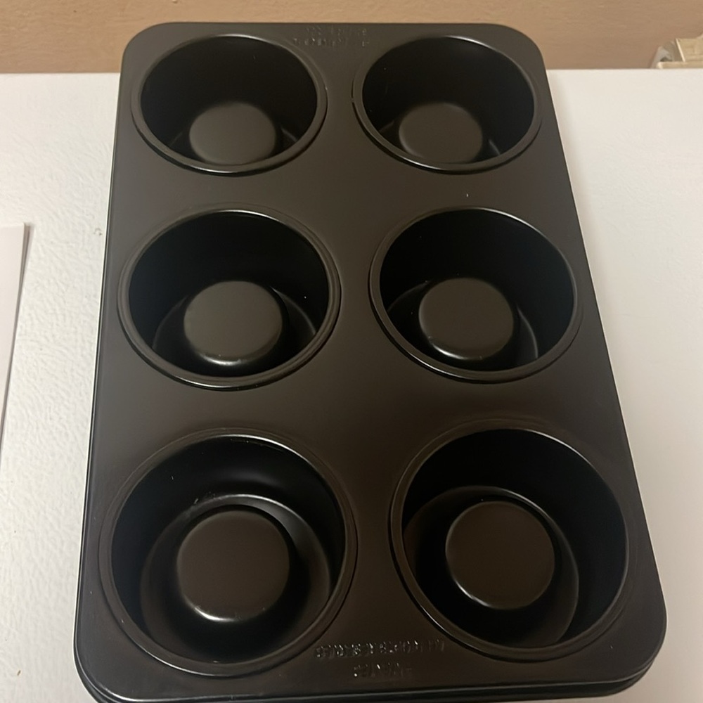Cake Bowl - Picture 3 of 4